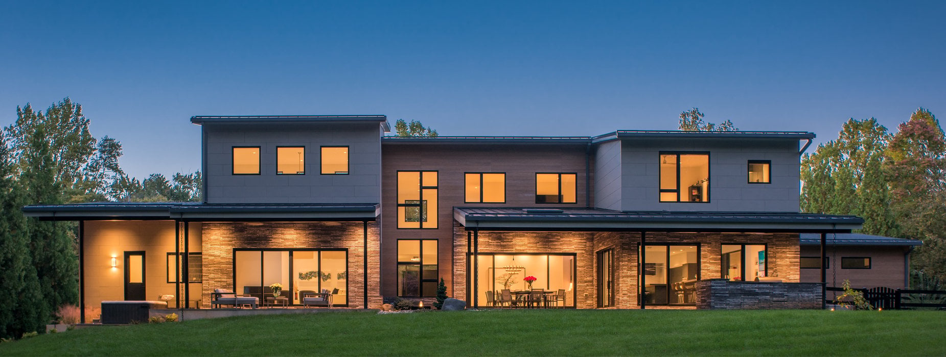 5_architect_house_hero_twilight_4d5adba9